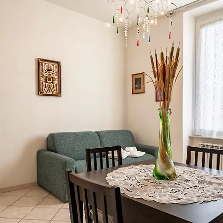 Guesthost - A Casa Di Eufemia - Migliarina Station *