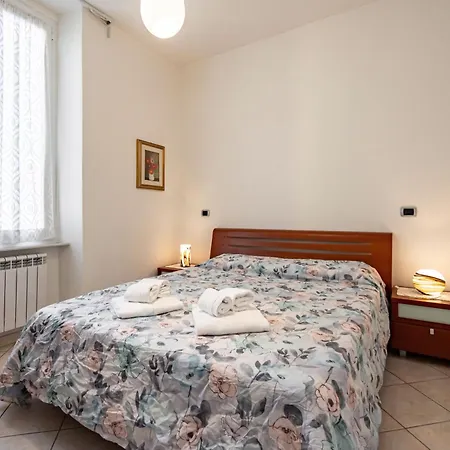 Guesthost - A Casa Di Eufemia - Migliarina Station 斯培西亚