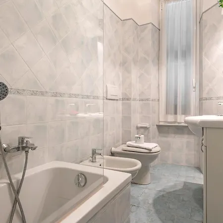 Guesthost - A Casa Di Eufemia - Migliarina Station * 斯培西亚