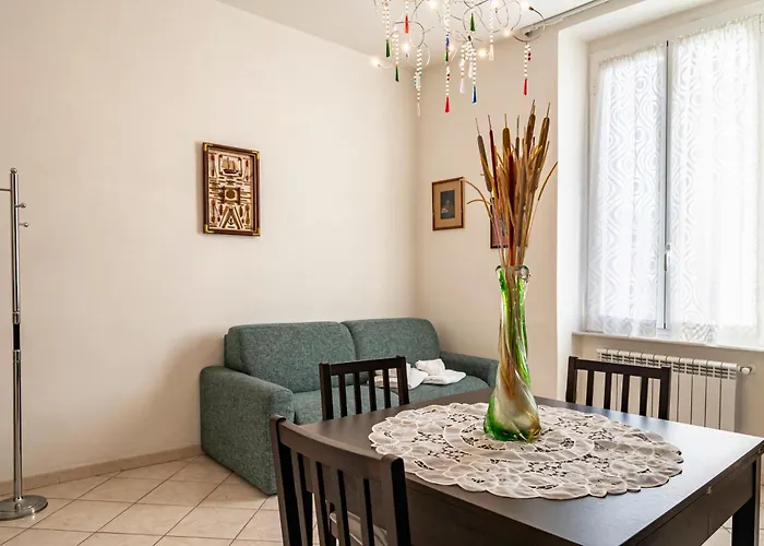 Guesthost - A Casa Di Eufemia - Migliarina Station *