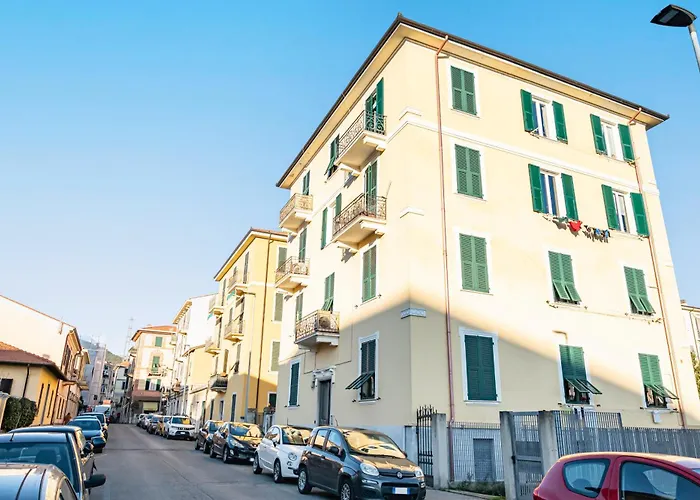 Apartment Guesthost - A Casa Di Eufemia - Migliarina Station