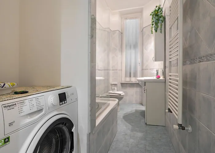 Guesthost - A Casa Di Eufemia - Migliarina Station *